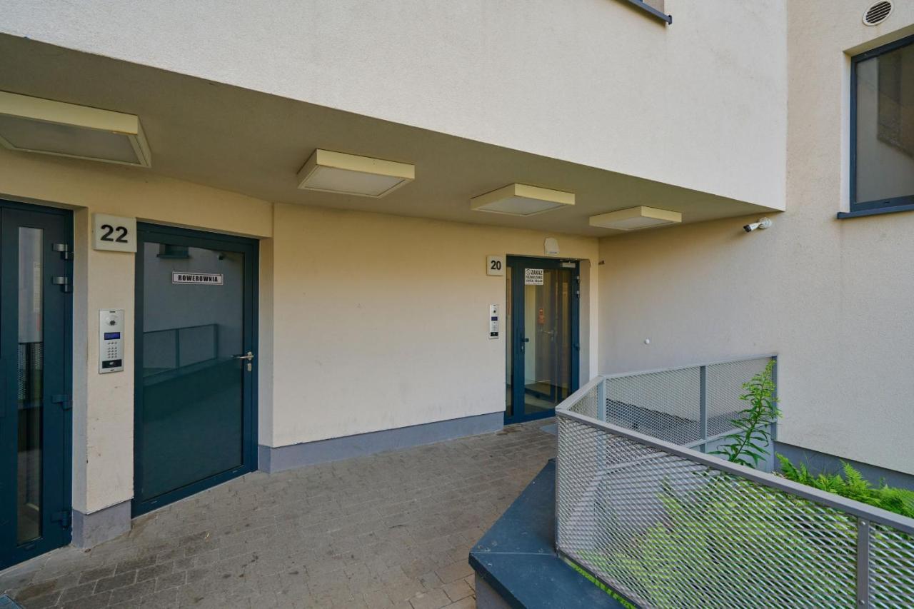 Spacious Apartment With Balcony Near The Slavic Hill Wroclaw By Renters Prestige מראה חיצוני תמונה